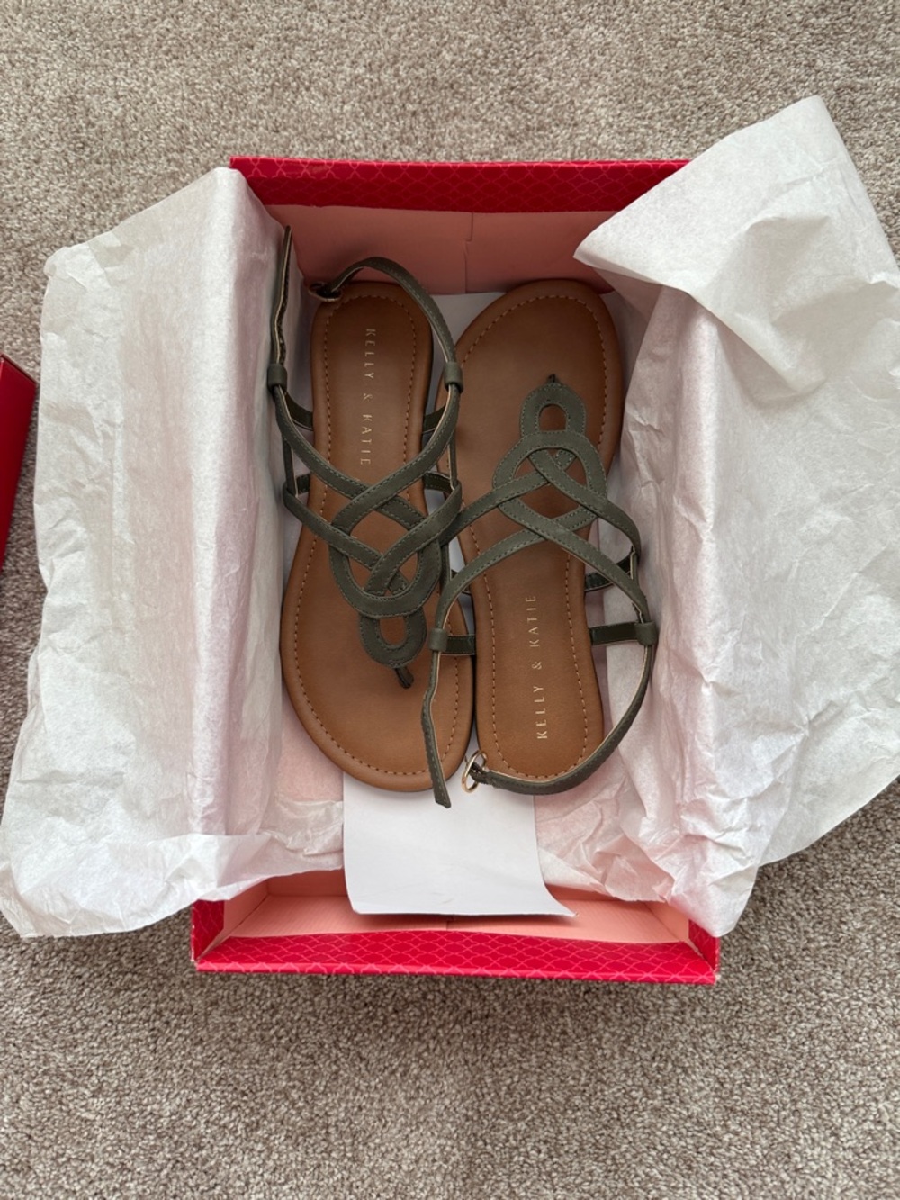 Kelly & Katie Olive Strappy Knot Sandals Size 6.5- Fits size 7 as well - Picture 5 of 9